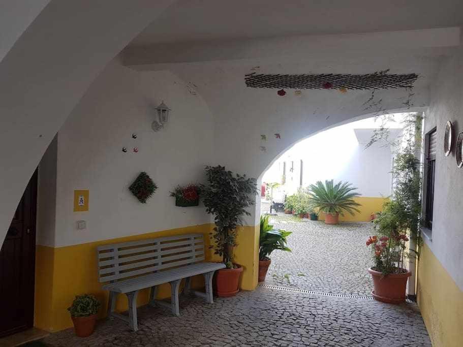 Acolhedor Espaco No Centro Da Cidade Évora Exterior foto